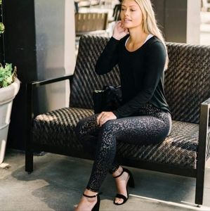 Zyia NWT Rose Gold Flake Light and Tight size 4